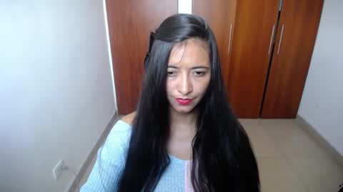 Snapshot of wifhot chatting on 01-07-25, 07:06 Ilauren online show from 01-07-25, 07:06