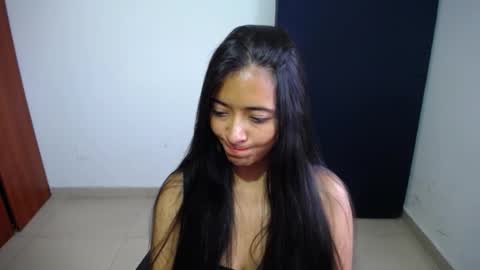 Snapshot of wifhot chatting on 01-10-25, 12:26 Ilauren online show from 01-10-25, 12:26