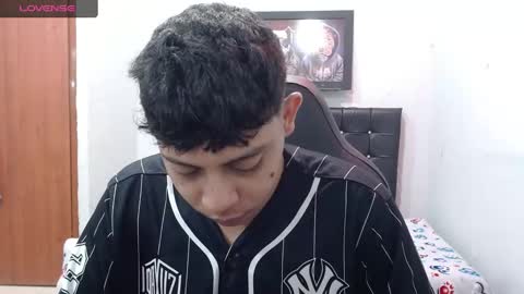 Snapshot of wiilliam_20 chatting on 02-08-25, 12:39 wiilliam online show from 02-08-25, 12:39