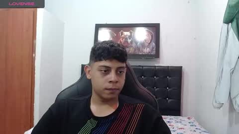 Snapshot of wiilliam_20 chatting on 02-10-25, 03:21 wiilliam online show from 02-10-25, 03:21