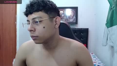 Snapshot of wiilliam_20 chatting on 02-15-25, 12:01 wiilliam online show from 02-15-25, 12:01