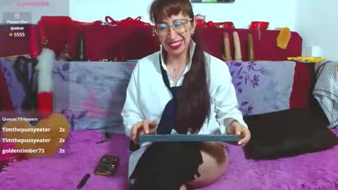 VICTORIA online show from 11-10-25, 11:37