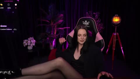 Snapshot of wild_alice_me chatting on 04-29-26, 03:38 Alice online show from 04-29-26, 03:38