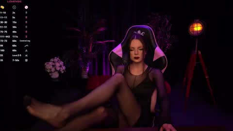 Snapshot of wild_alice_me chatting on 06-05-26, 03:51 Alice online show from 06-05-26, 03:51