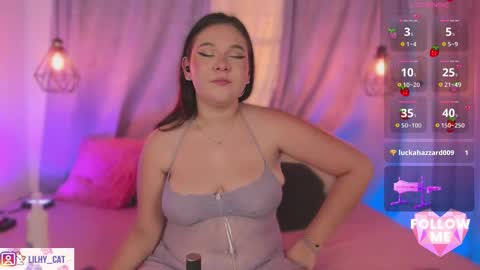Snapshot of wild_lilhy chatting on 09-29-25, 08:02 Lily online show from 09-29-25, 08:02