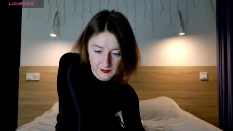 wild_peony online show from 10-15-25, 08:53