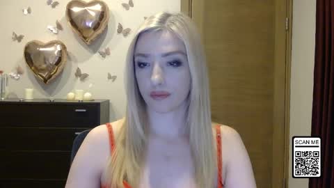 Snapshot of wild_silk_desire chatting on 04-29-26, 05:30 Alina online show from 04-29-26, 05:30