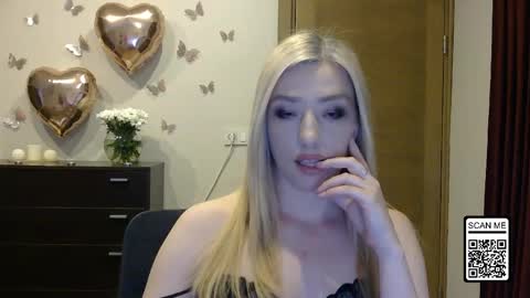 Snapshot of wild_silk_desire chatting on 05-02-26, 04:34 Alina online show from 05-02-26, 04:34