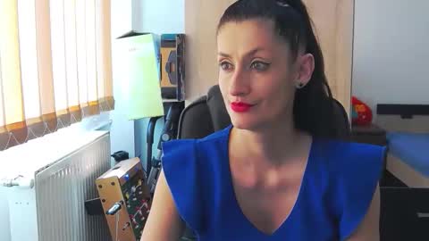 Bea online show from 04-19-26, 08:57