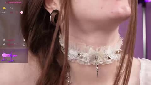 Snapshot of wilder_weinn chatting on 11-29-25, 12:30 .. alice .. online show from 11-29-25, 12:30