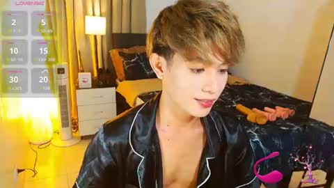Snapshot of wildesttwinky chatting on 07-09-26, 07:07 Arvie Rubio online show from 07-09-26, 07:07