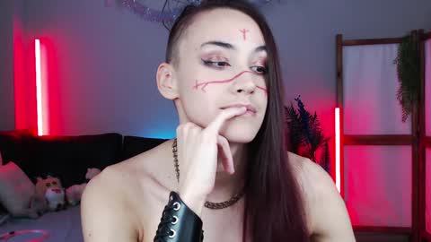 Snapshot of wildorchid_ chatting on 12-19-24, 10:56 Master Kieran hehim online show from 12-19-24, 10:56