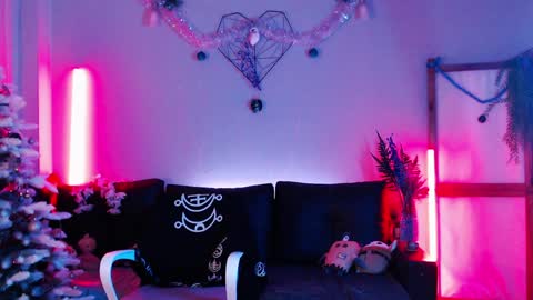 Snapshot of wildorchid_ chatting on 01-12-25, 05:03 Master Kieran hehim online show from 01-12-25, 05:03