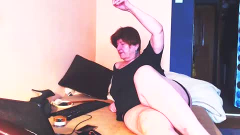 WildRedCat online show from 02-18-25, 10:38