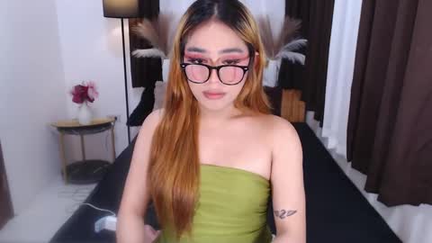 Snapshot of wildsassy0719 chatting on 12-26-24, 11:57 shea online show from 12-26-24, 11:57