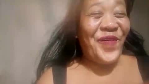 wildveron_205 online show from 11-12-25, 11:43