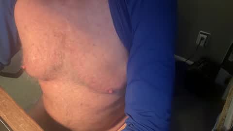 Snapshot of willbach88 chatting on 10-22-25, 11:48 willbach88 online show from 10-22-25, 11:48