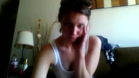 Snapshot of willblow1233 chatting on 04-21-26, 04:45 willblow1233 online show from 04-21-26, 04:45