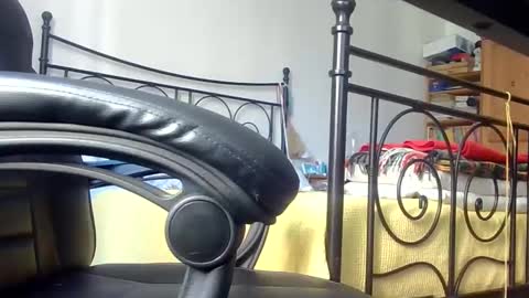 Willy online show from 12-23-24, 01:13