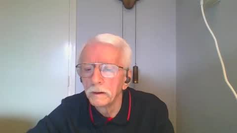 willem77779 online show from 12-19-25, 01:51