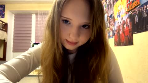 Snapshot of willenasow chatting on 02-02-26, 03:11 Olivia online show from 02-02-26, 03:11