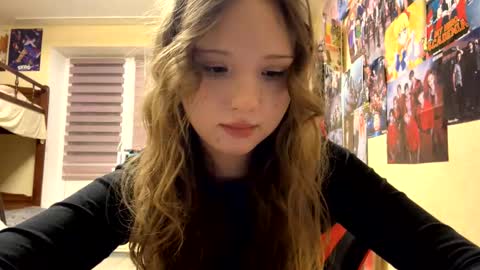 Snapshot of willenasow chatting on 02-18-26, 03:41 Olivia online show from 02-18-26, 03:41