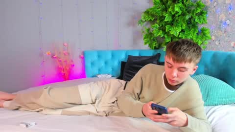 Snapshot of william_ross chatting on 01-27-25, 04:41 will online show from 01-27-25, 04:41