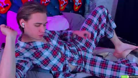 Snapshot of williamdyson chatting on 01-17-26, 03:55 William online show from 01-17-26, 03:55