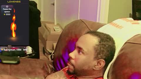 Snapshot of willie0201 chatting on 11-24-25, 12:05 YaBoyTJ online show from 11-24-25, 12:05