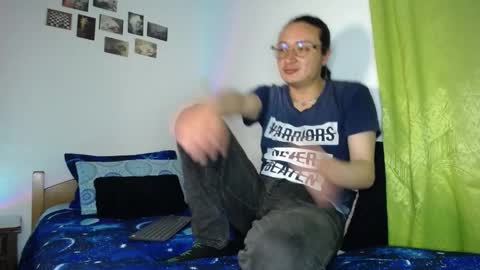 Snapshot of willmonkey chatting on 11-30-25, 04:05 willmonkey online show from 11-30-25, 04:05