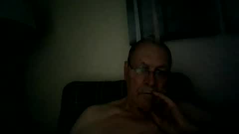 Snapshot of willnedoher chatting on 05-16-26, 12:04 Willhedoher online show from 05-16-26, 12:04