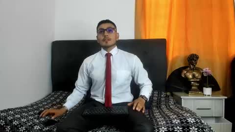 Will Sandler online show from 03-10-25, 05:29