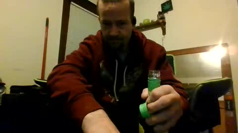 Snapshot of willydogg83 chatting on 04-19-26, 08:13 willydogg83 online show from 04-19-26, 08:13