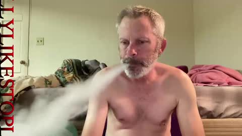 Snapshot of willylikestoplay74 chatting on 11-24-25, 12:21 Twisted Will online show from 11-24-25, 12:21