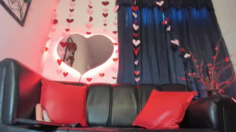 Snapshot of winderling chatting on 02-19-26, 09:00 winderling online show from 02-19-26, 09:00