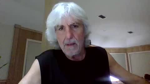 Snapshot of winedog2020 chatting on 04-20-26, 05:43 Gundja Man online show from 04-20-26, 05:43