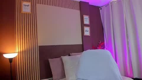 Wini Fer online show from 05-26-26, 03:19
