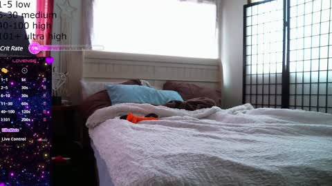 Snapshot of winnieatplay chatting on 01-05-25, 08:10 Winnie online show from 01-05-25, 08:10