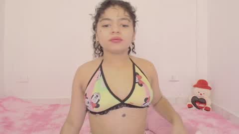Snapshot of winnifer_gonzalez chatting on 07-07-26, 07:56 Winnifer Gonzalez online show from 07-07-26, 07:56