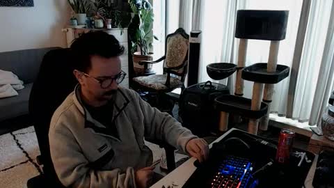 Snapshot of winnydepooh chatting on 12-01-25, 09:58 cream36 online show from 12-01-25, 09:58