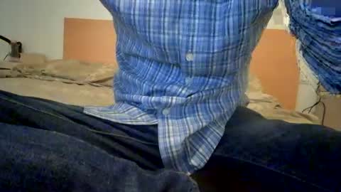 Snapshot of winston1414 chatting on 07-09-26, 05:39 JanCloud online show from 07-09-26, 05:39