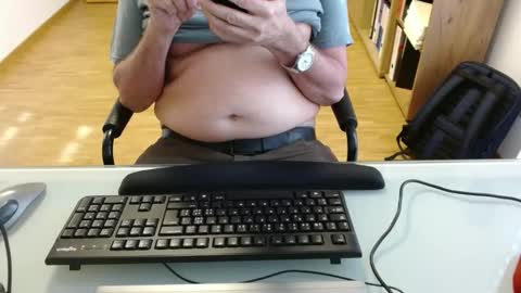 Snapshot of winterfreund99 chatting on 01-12-25, 11:39 winterfreund99 online show from 01-12-25, 11:39