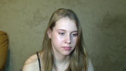 wira_witch online show from 03-02-25, 06:08