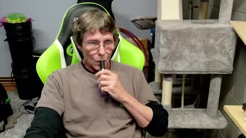 Snapshot of wirehead1970 chatting on 11-21-25, 10:30 wirehead1970 online show from 11-21-25, 10:30