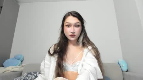 Snapshot of wiseenoughlamb chatting on 06-07-26, 01:59 Asylai but you can call me Aila online show from 06-07-26, 01:59