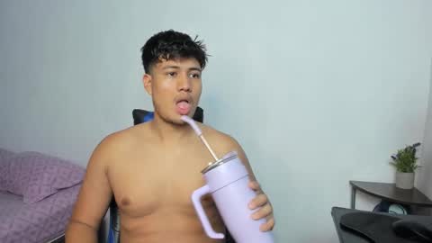 Alice and Mike  online show from 11-19-25, 08:42