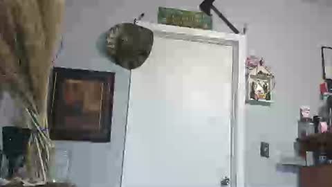 Snapshot of wisheyeknew2 chatting on 07-09-26, 10:19 wisheyeknew2 online show from 07-09-26, 10:19