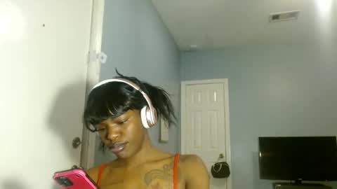 Chanel online show from 02-16-25, 05:15