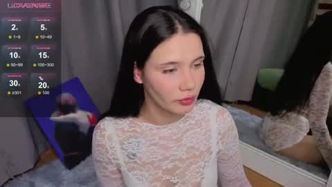 Eva  online show from 06-10-26, 08:52