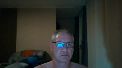 Snapshot of wixer1970 chatting on 08-03-26, 12:31 wixer1970 online show from 08-03-26, 12:31